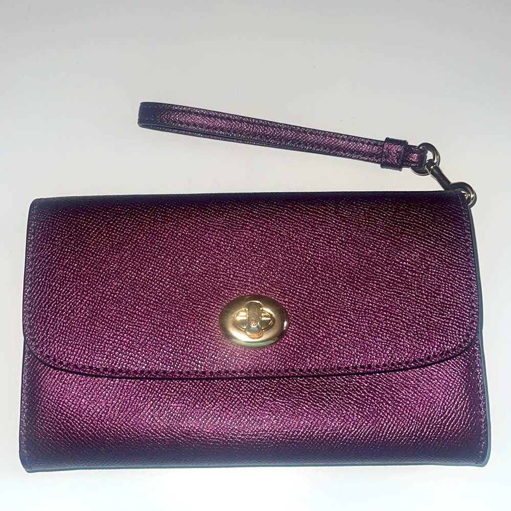 Coach Crossbody/Wrislet